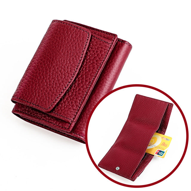 PetiteGuard™ - Elegant RFID-Protected Wallet for a Peace of Mind
